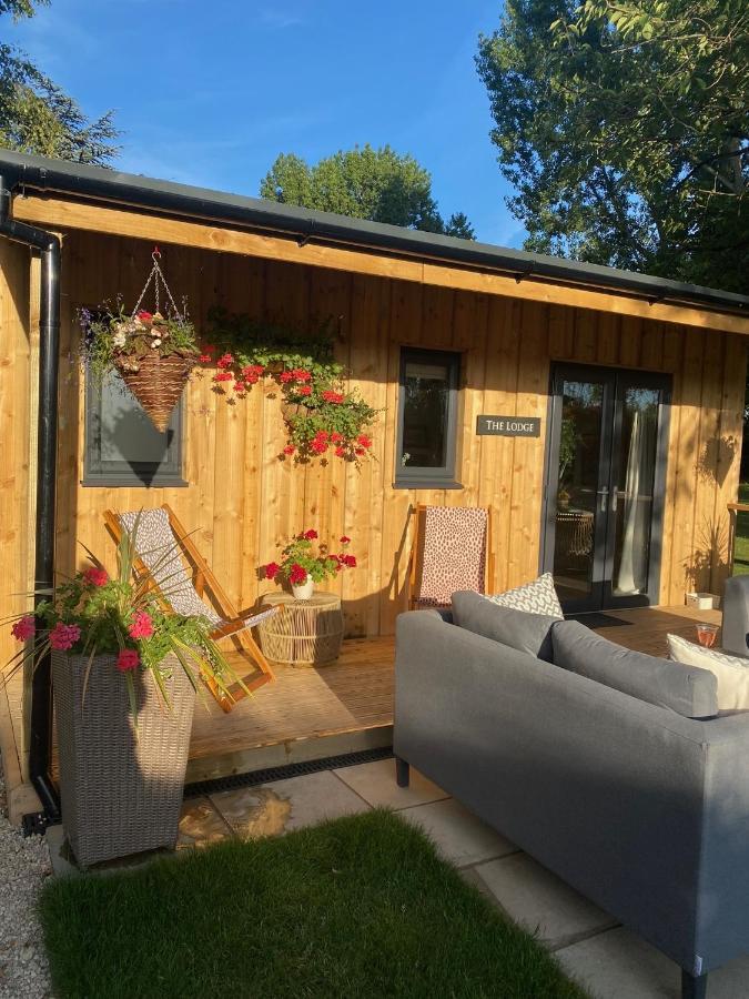 Meadows Lodge Йорк Экстерьер фото
